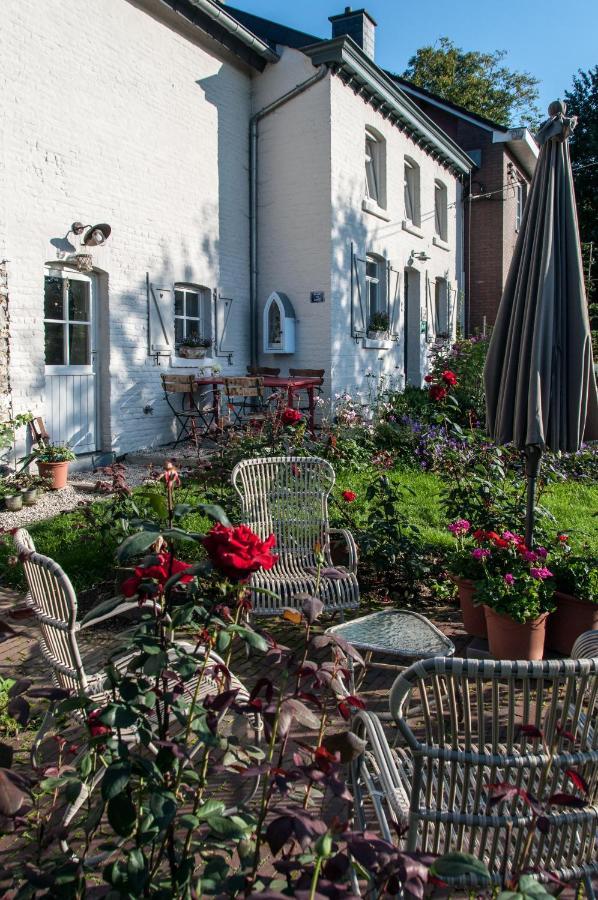 Puurteuven B&B Tussen Kunst En Natuur Voeren Bagian luar foto
